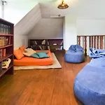 Casa vacanze Beautiful In With Wifi *